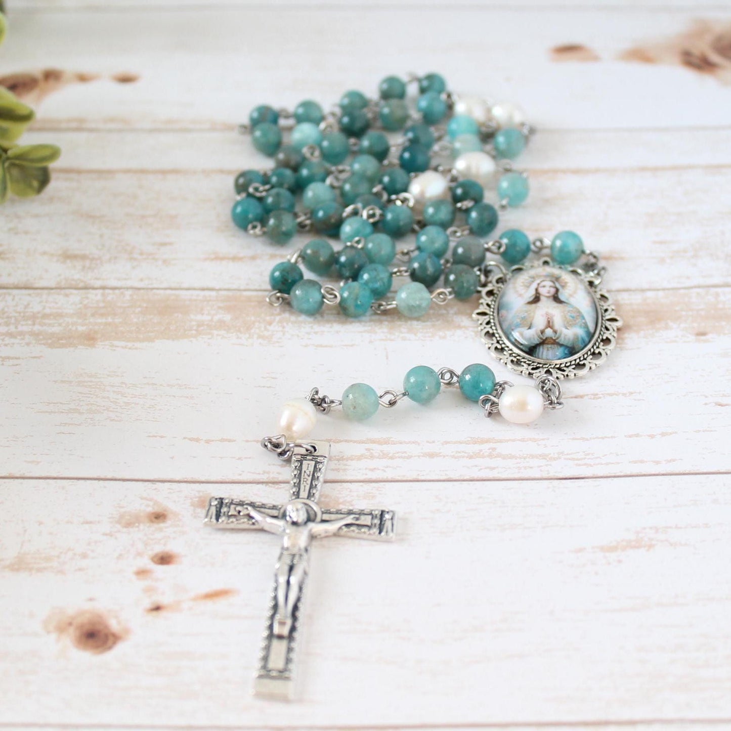 Apatite & Pearl Gemstone Rosary