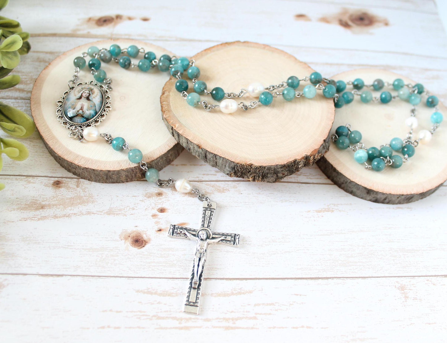 Apatite & Pearl Gemstone Rosary