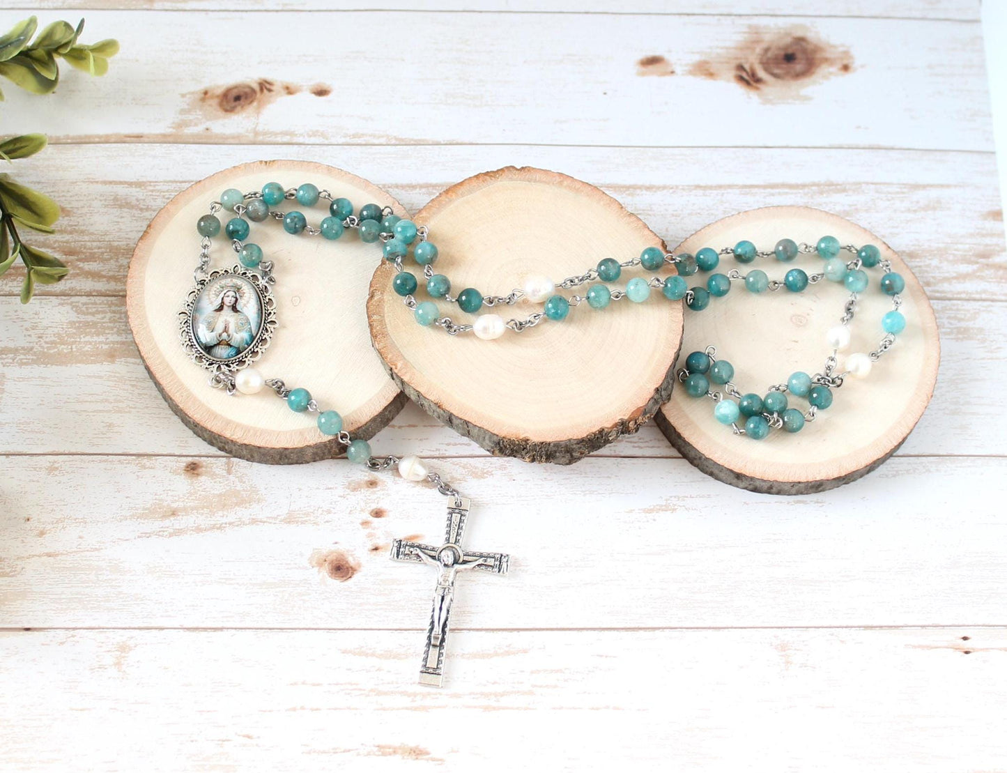 Apatite & Pearl Gemstone Rosary